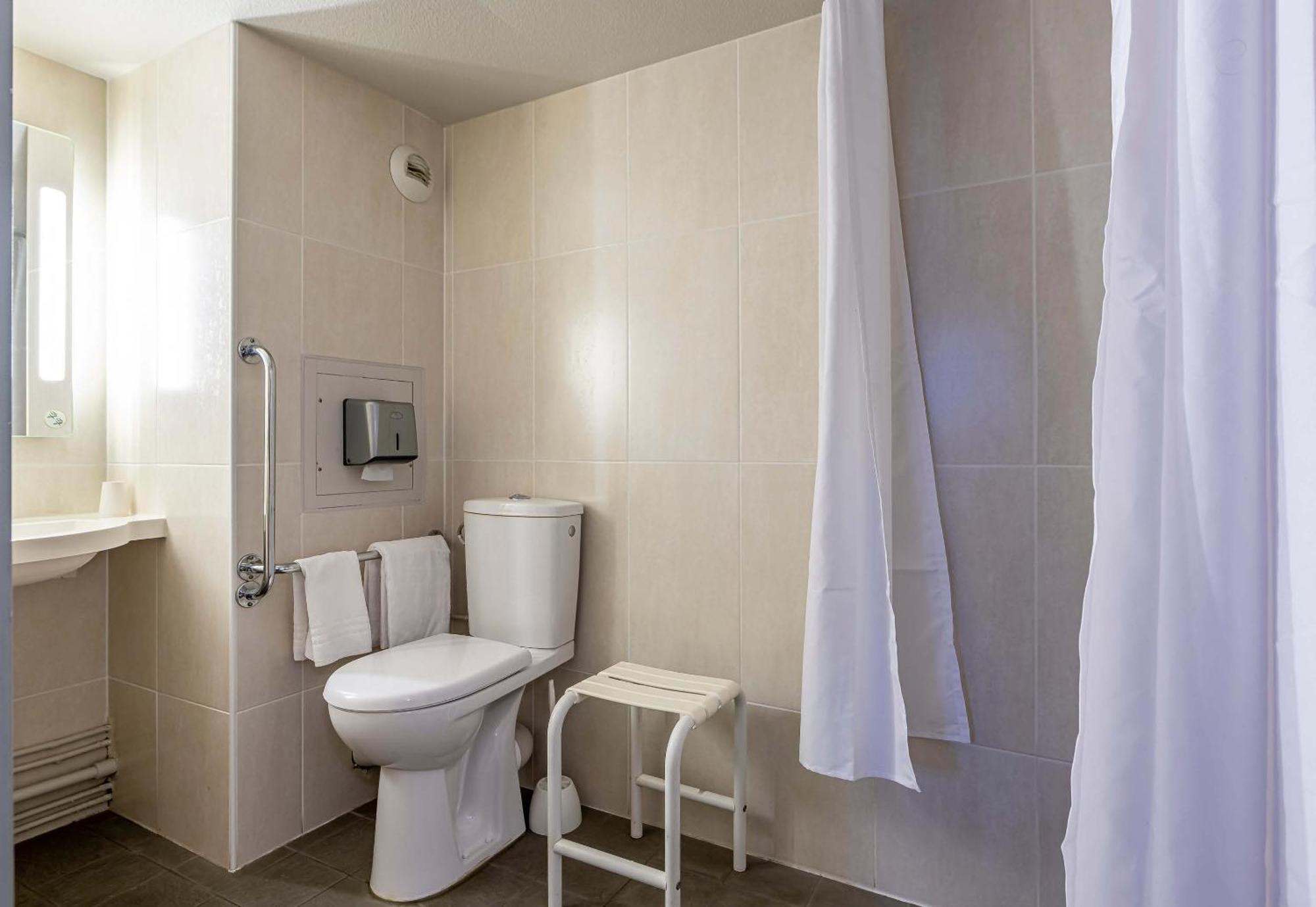 B&B Hôtel Perigueux Boulazac Boulazac Isle Manoire Exterior foto